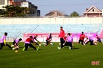 Hồng Lĩnh Hà Tĩnh và Hải Phòng tập luyện chuẩn bị cho trận khai màn V.League 2022