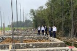 Tập trung nhân lực, đẩy nhanh tiến độ xây dựng nhà ở cho người dân làng vạn chài thôn Tiền Phong