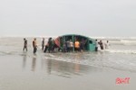 Hà Tĩnh: Lật thuyền đánh cá, một ngư dân mất tích trên biển