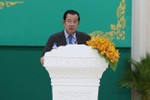 Campuchia bỏ quy định bắt buộc đeo khẩu trang tại không gian mở
