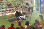 Thầy giáo dạy bơi ở Hà Tĩnh chia sẻ cách cứu người đuối nước