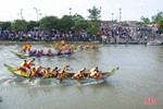 Gay cấn lễ hội đua thuyền truyền thống trên sông Phủ