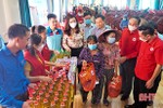 130 hộ có hoàn cảnh khó khăn ở Hương Khê tham gia hội chợ nhân đạo