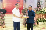 Thứ trưởng Bộ Quốc phòng Lào gặp mặt thân mật đoàn công tác tỉnh Hà Tĩnh