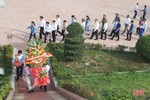 Lãnh đạo Cẩm Xuyên dâng hương các địa chỉ đỏ ở Quảng Trị và Quảng Bình