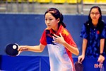 Xem các tay vợt nữ so tài tại Giải Bóng bàn Báo Hà Tĩnh