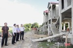 Đẩy nhanh tiến độ xây dựng nhà ở cho người dân làng vạn chài thôn Tiền Phong