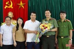 Thường trực HĐND tỉnh Hà Tĩnh chúc mừng Ngày truyền thống lực lượng Cảnh sát nhân dân