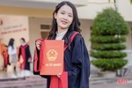 Hành trình chinh phục ngôi vị thủ khoa khối D03 toàn quốc của nữ sinh Hà Tĩnh