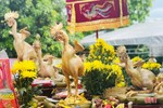 "Gà hóa phượng” trong lễ Rằm tháng Bảy tại Hà Tĩnh