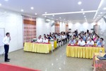 Hơn 200 cán bộ, quản lý và giáo viên các cơ sở giáo dục nghề nghiệp ở Hà Tĩnh được bồi dưỡng chính trị