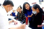 Formosa Hà Tĩnh hỗ trợ cấp phát thuốc miễn phí cho gần 200 người dân