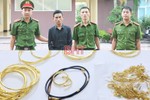 Hơn 12 giờ lần theo dấu vết đối tượng đột nhập tiệm kim hoàn cuỗm 183 chỉ vàng ở Hà Tĩnh