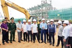 Chủ tịch UBND tỉnh kiểm tra tiến độ các dự án trọng điểm tại KKT Vũng Áng