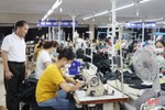 Chỉ số PMI ngành sản xuất Việt Nam giảm 1,9 điểm trong tháng 10