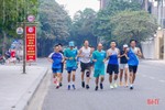 Hơn 200 VĐV tham gia giải “BIDV Run - Tết ấm cho người nghèo" ở Hà Tĩnh