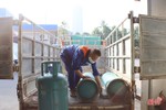 Gas “đội giá” tăng “sức ép” lên người dân và cơ sở kinh doanh, dịch vụ ở Hà Tĩnh