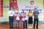Phó Chủ tịch UBND tỉnh Trần Báu Hà chung vui Ngày hội Đại đoàn kết tại Can Lộc