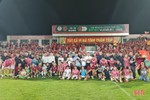 Hồng Lĩnh Hà Tĩnh ở lại V.League sau chiến thắng 2-1 trên sân nhà
