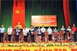 Trao tặng 110 xe đạp cho học sinh khó khăn ở Hương Khê