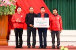Can Lộc tiếp nhận 347 triệu đồng hỗ trợ người nghèo vui xuân, đón tết
