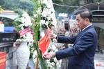 Đoàn công tác Trung ương Đảng dâng hương tưởng niệm các tổng bí thư, anh hùng liệt sỹ ở Hà Tĩnh
