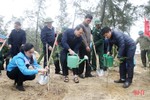 Bí thư Tỉnh ủy cùng ĐVTN Hà Tĩnh hưởng ứng tết trồng cây