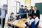 Đoàn ĐBQH Hà Tĩnh giám sát chuyên đề về đổi mới chương trình, sách giáo khoa ở Nghi Xuân