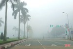 Hà Tĩnh: Sương mù dày đặc, người dân di chuyển khó khăn