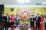 Lãnh đạo tỉnh chúc mừng các cơ sở y tế Hà Tĩnh nhân Ngày Thầy thuốc Việt Nam