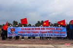 Hơn 350 đoàn viên thanh niên ra quân làm sạch biển Xuân Thành