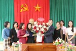 Bí thư Tỉnh ủy Hoàng Trung Dũng thăm các trường học ở xã Sơn Tiến