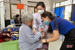 Hơn 300 suất cháo đến với bệnh nhân nghèo ở Vũ Quang
