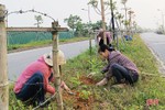 Trung tâm Ứng dụng tiến bộ KH&CN hỗ trợ TP Hà Tĩnh 1.000 cây xanh