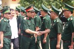 Đại tướng Phan Văn Giang thăm các đơn vị biên phòng ở Hà Tĩnh