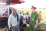 Quyết không để xảy ra tình trạng “bảo kê” gặt lúa ở Hà Tĩnh