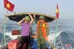 Tìm kiếm 2 ngư dân Nghi Xuân mất tích trên biển