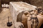 Phát hiện hai xưởng ướp xác 2.400 năm