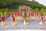 Tiết mục dân vũ của phụ nữ Hà Tĩnh vào chung kết Hội thi Dân vũ và TDTT phụ nữ toàn quốc