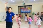 Niềm vui từ những lớp học miễn phí ở Hà Tĩnh