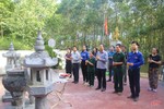 Bí thư Tỉnh ủy Hà Tĩnh dâng hương tưởng niệm các liệt sỹ TNXP Đại đội 538