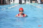 Gần 100 thiếu niên tranh tài Giải bơi “Đường đua xanh” ở TP Hà Tĩnh
