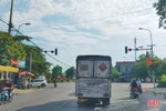 Khắc phục hư hỏng đèn tín hiệu giao thông trên đường ven biển Hà Tĩnh