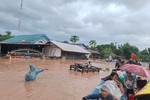 Lũ lụt, sạt lở đất nghiêm trọng tại 2 tỉnh của Lào giáp Hà Tĩnh