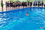 Học sinh miền núi Vũ Quang được học bơi miễn phí
