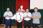 Ông Nguyễn Duy Bình giữ chức Giám đốc BVĐK huyện Hương Khê