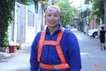 Nữ công nhân môi trường với nhiều sáng kiến làm đẹp phố phường
