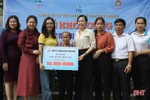 Hiệp hội Nữ doanh nhân Hà Tĩnh hỗ trợ xây dựng 2 căn nhà tình nghĩa