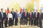 Lãnh đạo Hà Tĩnh thăm và làm việc với Đại sứ quán Việt Nam tại CHLB Đức