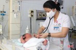 Em bé chào đời ở Hà Tĩnh nặng 6,1kg
